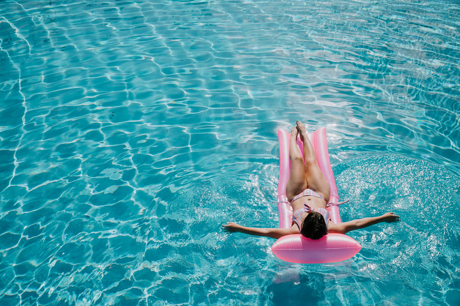 Piscine: come prepararle al meglio per la nuova stagione